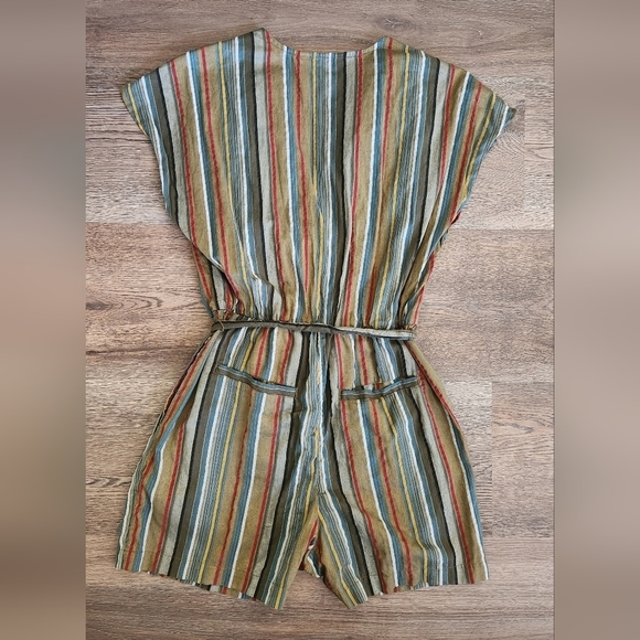 FRENCH Connection Vanya Seersucker Romper - Picture 4 of 12